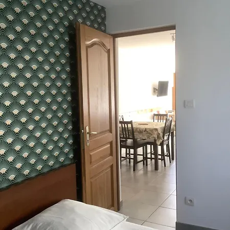 Augirons Apartment Saint-Ciers-sur-Gironde
